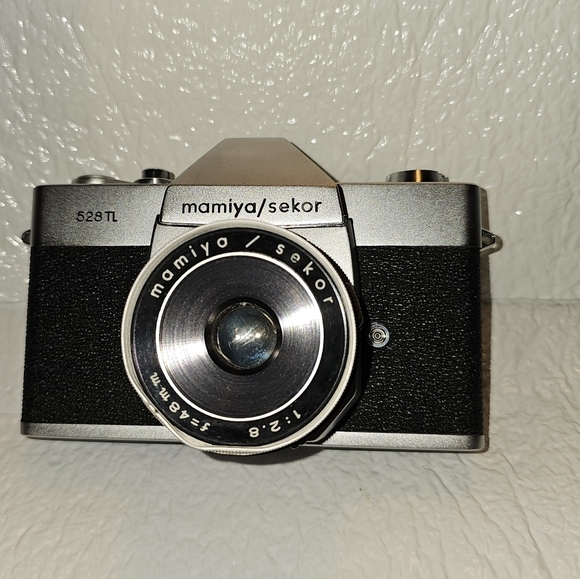 Mamiya 528TL 35mm Camera with 48mm f/2.8 Sekor, Chrome {52} - Picture 6 of 13